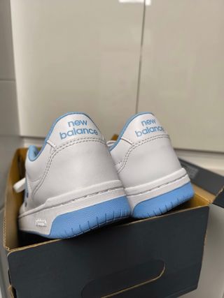 Zapatillas New Balance Blancas y Azul