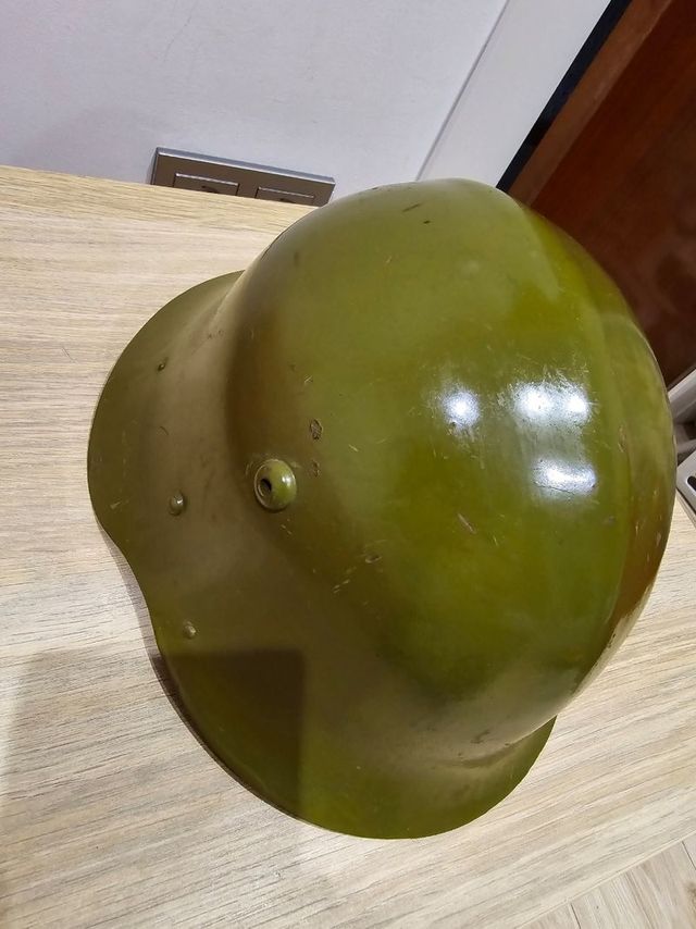 Casco M-36 ejército popular bulgaro