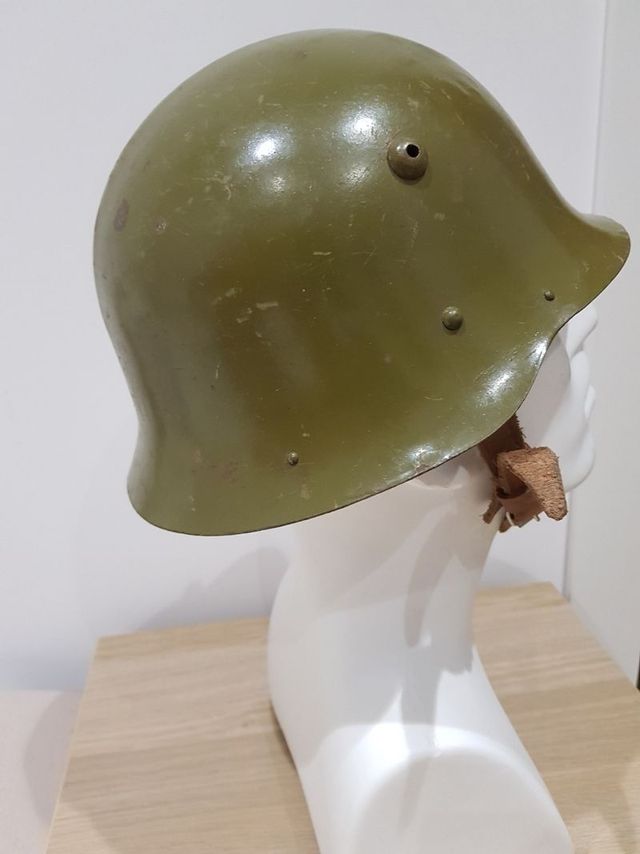 Casco M-36 ejército popular bulgaro