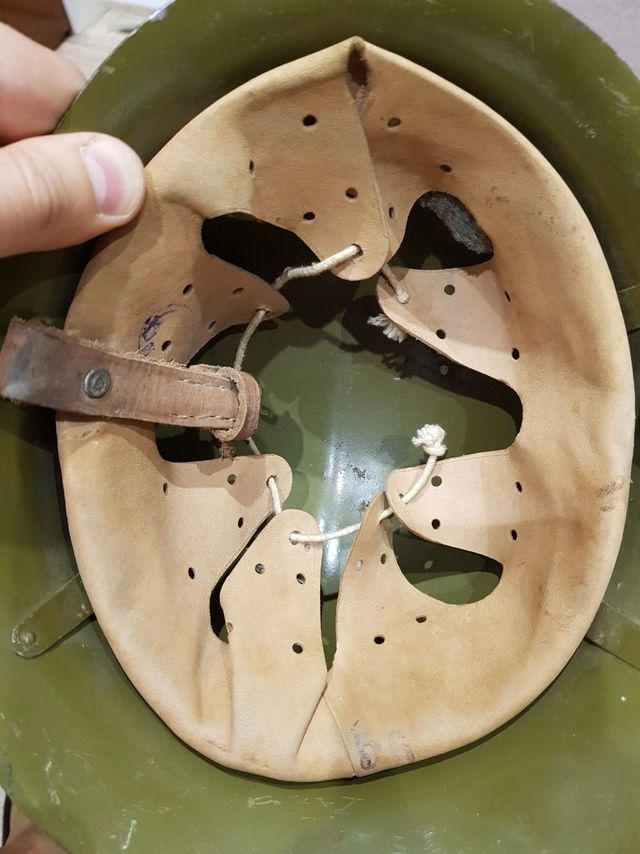Casco M-36 ejército popular bulgaro