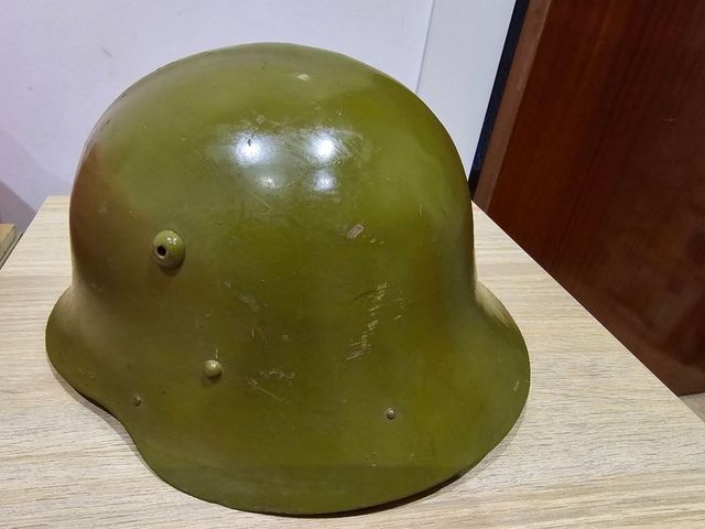 Casco M-36 ejército popular bulgaro