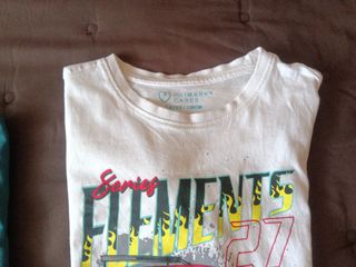 Lote 7 camisetas niño 7 años