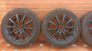 Neumáticos Invierno Kumho 225 + Llantas Platin 17