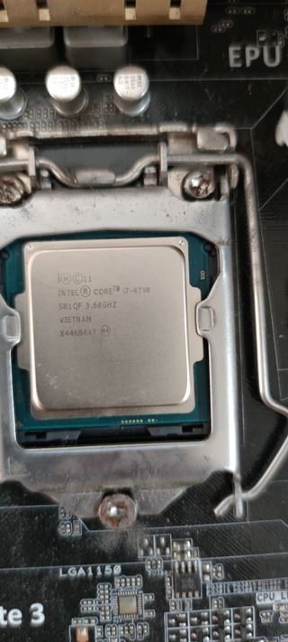 Placa Base ASUS Z87-PRO + SSD HyperX+ram
