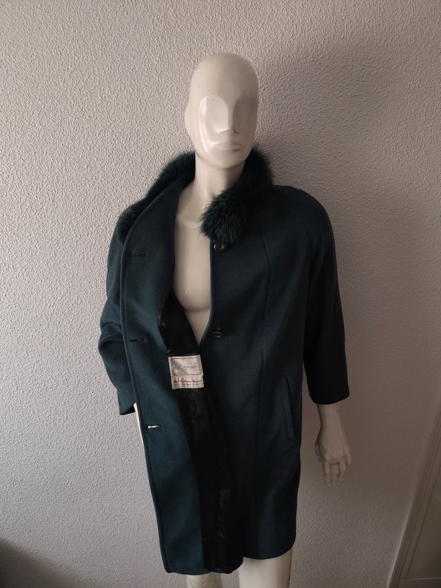 Abrigo de lana verde