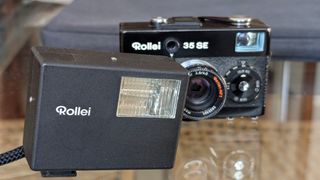 Rollei 35 SE Cámara Analógica Negra