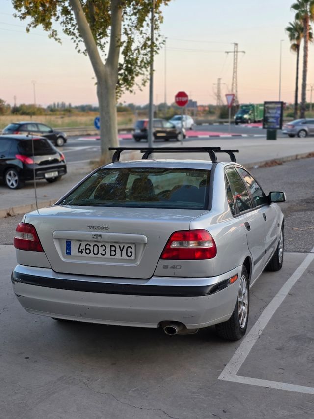Volvo S40 1.8 122CV 1 AÑO DE GARANTÍA