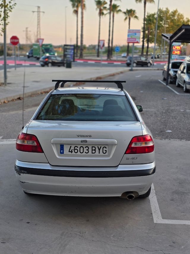 Volvo S40 1.8 122CV 1 AÑO DE GARANTÍA