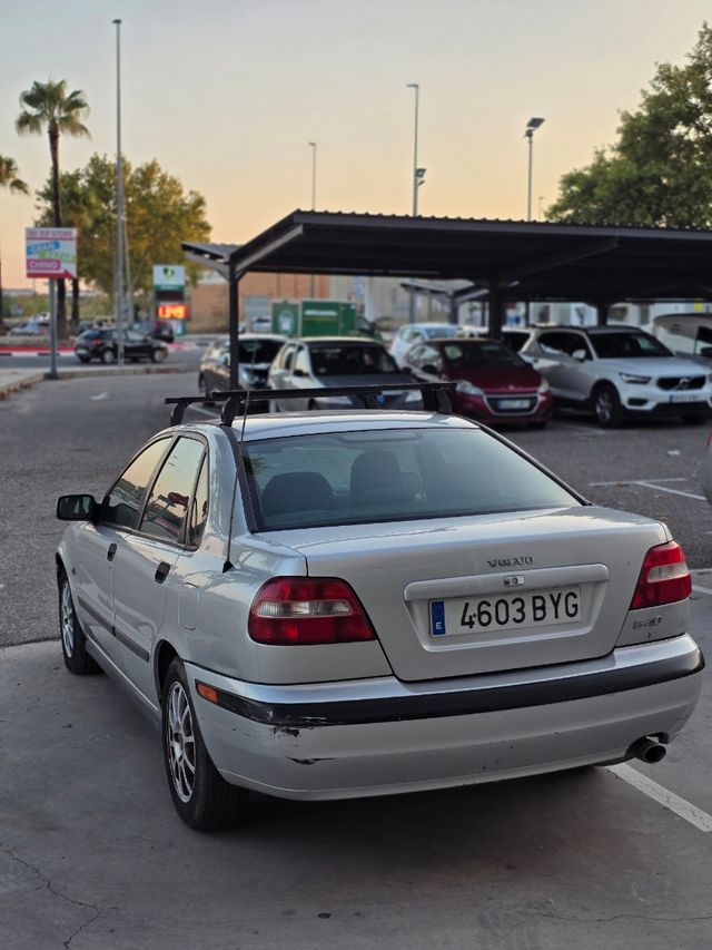 Volvo S40 1.8 122CV 1 AÑO DE GARANTÍA