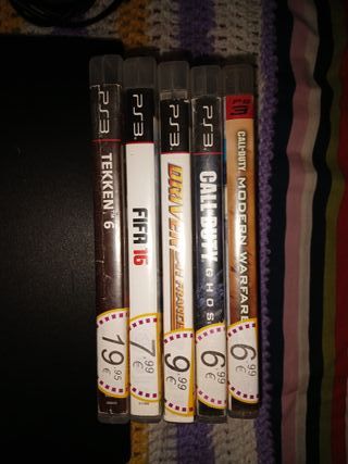 PlayStation 3 Negra con Juegos y Mandos