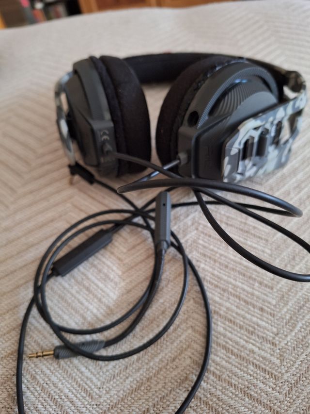 Auriculares Plantronics RIG 400HS PS4 Camuflaje