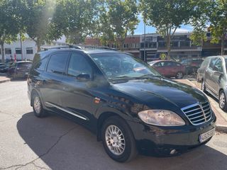 SsangYong Rodius 2009