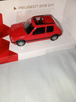 Modello Peugeot 205 GTI scala 1:43