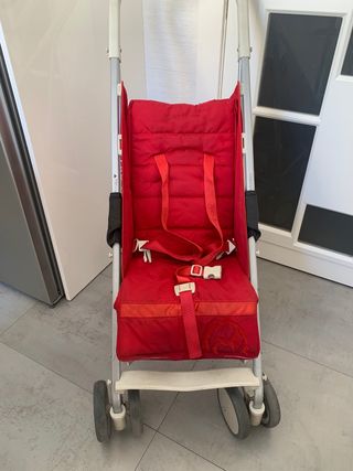 Silla de paseo Cybex roja