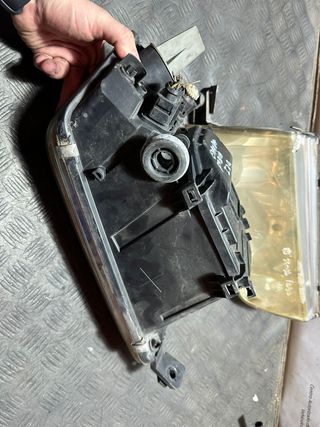 Faro Izquierdo Skoda Fabia I (2002)