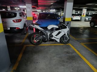 Kawasaki Ninja ZX6R 2008