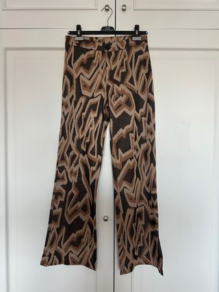 Pantalones anchos Meme Road