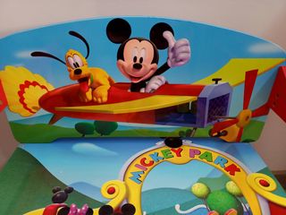 Escritorio y banco juguetero 3 en 1 Mickey