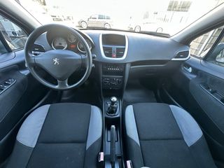 Peugeot 207 (solo 70.000kms)