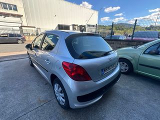 Peugeot 207 (solo 70.000kms)