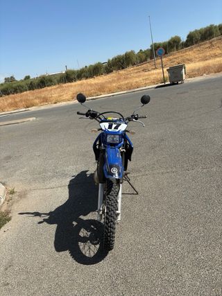 Yamaha DT 125