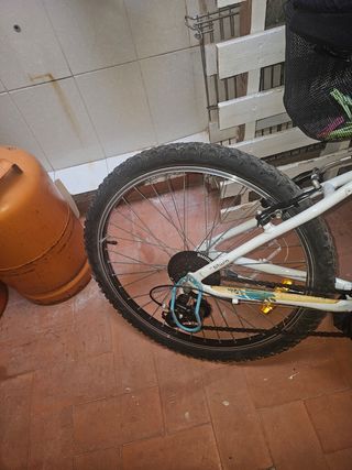 "Bicicleta Rockrider 24 Junior