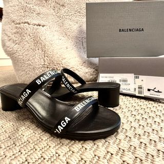 Sandalias Balenciaga Logo Tiras Negras