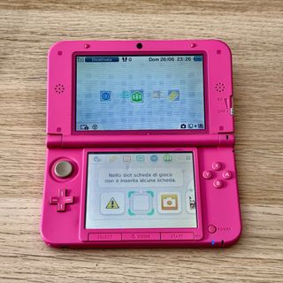 Nintendo 3DS XL Rosa + scatola caricatore e giochi