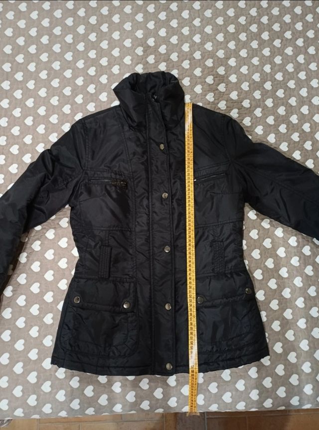 Giacchetto nero in tessuto tecnico