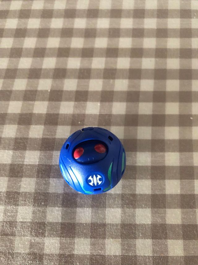 Bakugan blu con ali