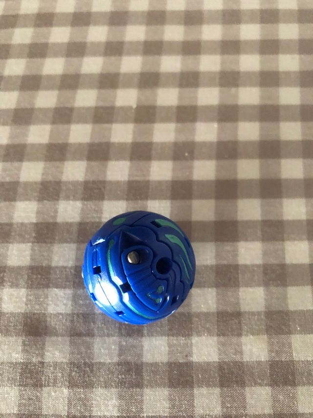Bakugan blu con ali