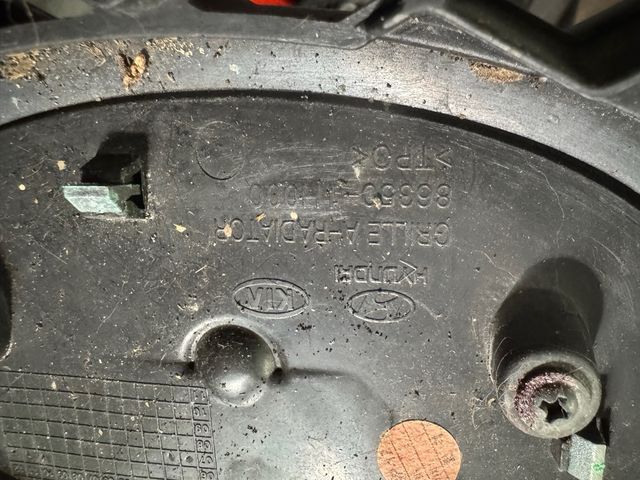 Rejilla Delantera Kia Ceed