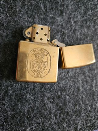 Lote 1 mechero Zippo 1982-1991 USS. ASHLAND LSD-48