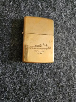 Lote 1 mechero Zippo 1982-1991 USS. ASHLAND LSD-48