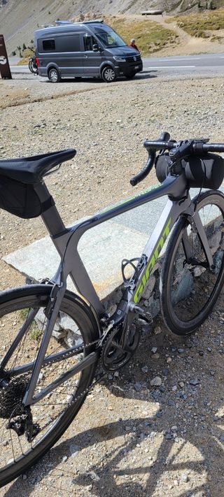 Bicicleta Carbono Giant Propel talla M
