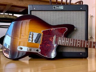 Guitarra tipo Telecaster Offset Hecha a Mano