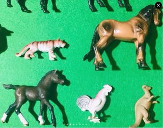 Lote 27 animales de plástico