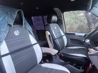 Volkswagen Transporter T5 2004