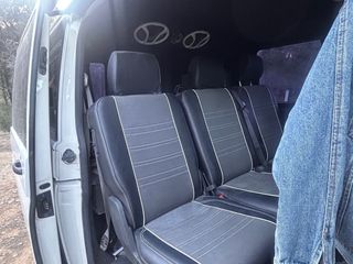 Volkswagen Transporter T5 2004
