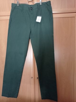 Pantalón marca unit, Talla 44 Sin Estrenar