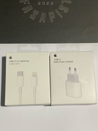 Apple Alimentatore 20W + Cavo Lightning