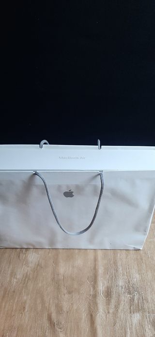 Caja MacBook Air 15 inch Apple