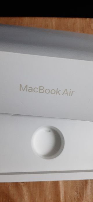 Caja MacBook Air 15 inch Apple