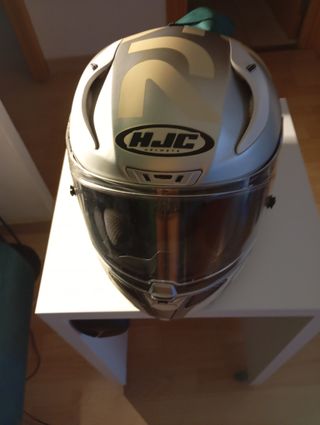 Casco de moto integral plateado