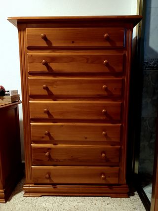 Cómoda de madera 7 cajones