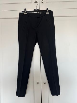 Pantalón Hugo Boss negro de vestir