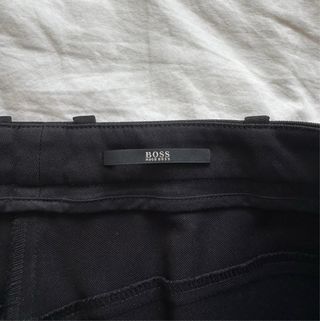 Pantalón Hugo Boss negro de vestir