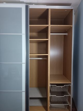 Armario amplio blanco y negro VENTA EN PERSONA