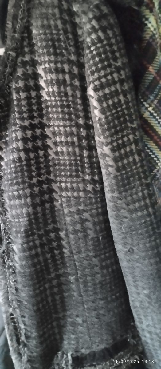 Chaqueta Mango cuadros negro y gris