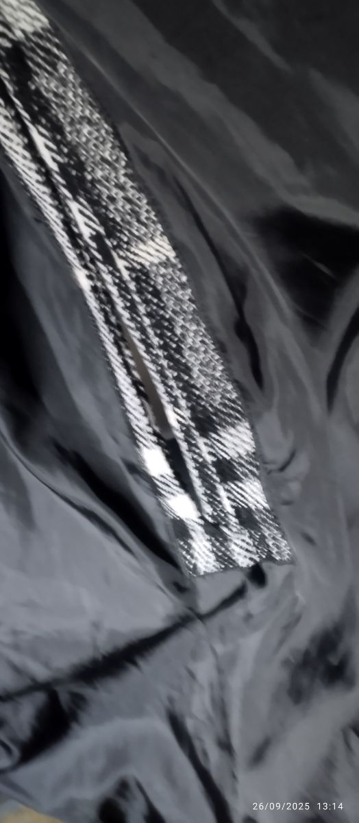 Chaqueta Mango cuadros negro y gris